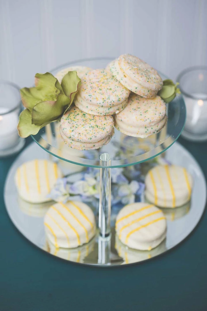 Shop By Event Richland Round 2-Tiered Stand Set Of 12 2 Shop By Event Richland Round 2-Tiered Stand Set Of 12