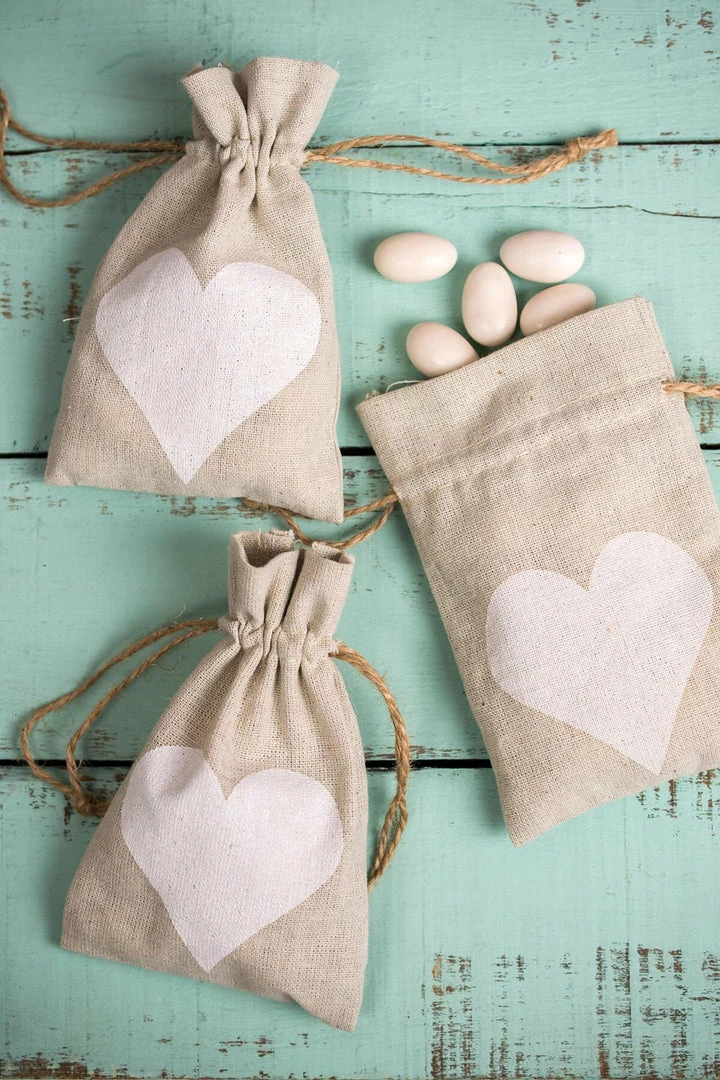 Richland Linen Heart Favor Bags (12 Bags) 4x6 1 Richland Linen Heart Favor Bags (12 Bags) 4x6