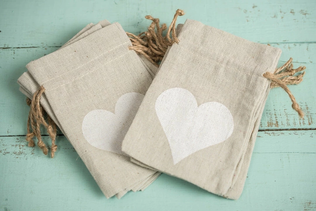 Richland Linen Heart Favor Bags (12 Bags) 4x6 3 Richland Linen Heart Favor Bags (12 Bags) 4x6