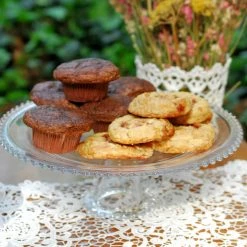 Richland Beaded Edge Glass Cake Stand Pedestal 12in
