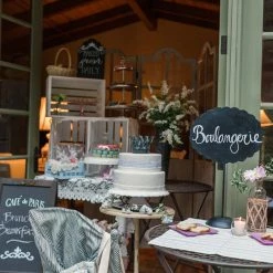 Richland Scalloped Metal Chalkboard With Stand Oval