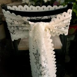 Richland Table Runner Lace Ivory 13" X 96"